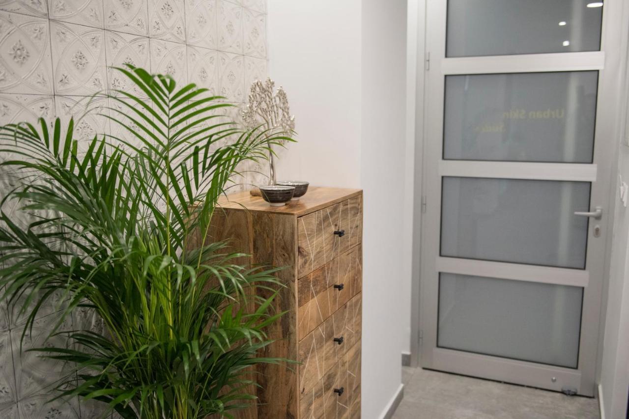Skin Suites-Luxury Living Nicosia Exteriör bild