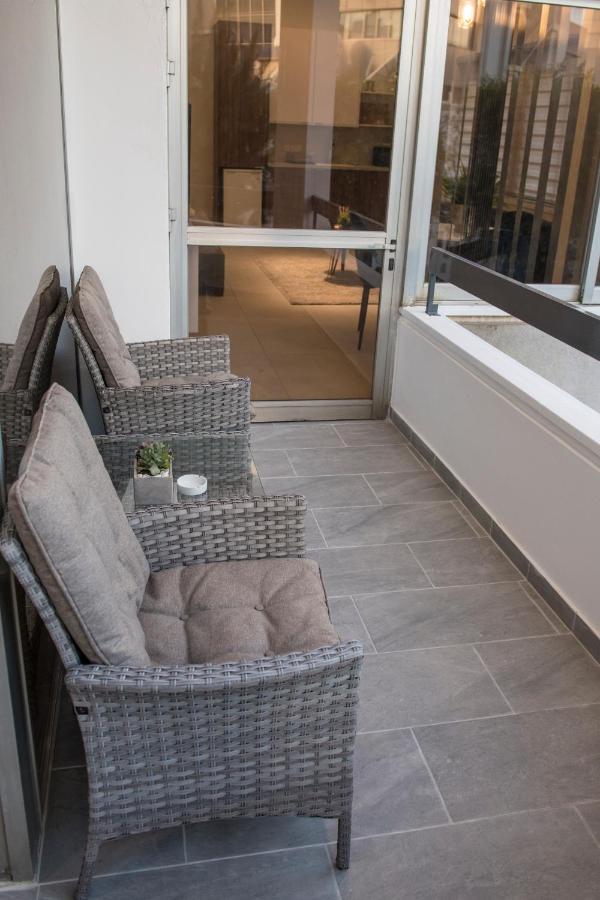 Skin Suites-Luxury Living Nicosia Exteriör bild